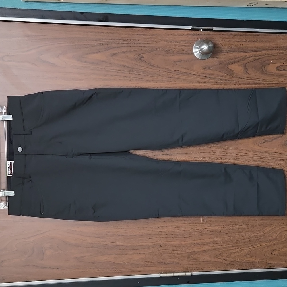 Kirkland Signature Black 5 Pocket Performance Pant
